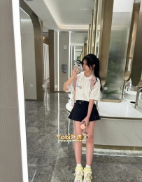 安靜：165.B+.47kg.19歲