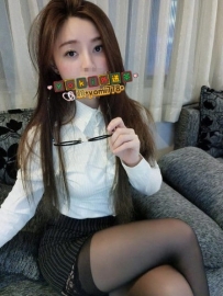小暖：158/B-C/44kg/24歲
