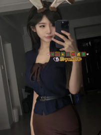 會玩cosplay的性感辣妹