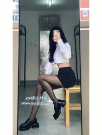 小水：162/C/46kg/21歲