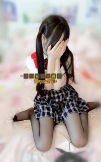 高雄高苑學生妹初下海